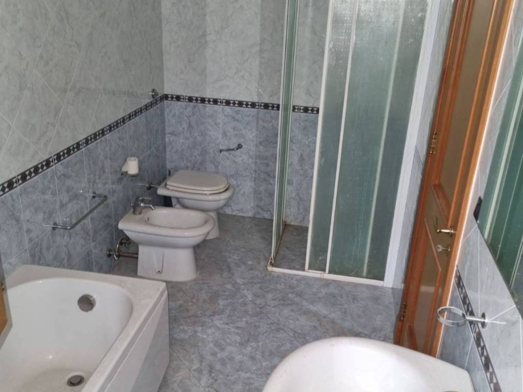 Palazzo / stabile a Copertino in Via Sciarpo - Foto 4