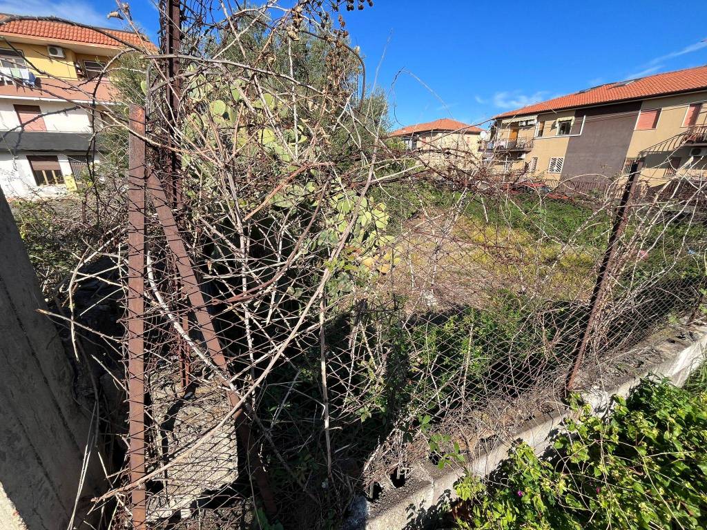 Terreno a Giarre in Via Luigi Settembrini - Foto 2