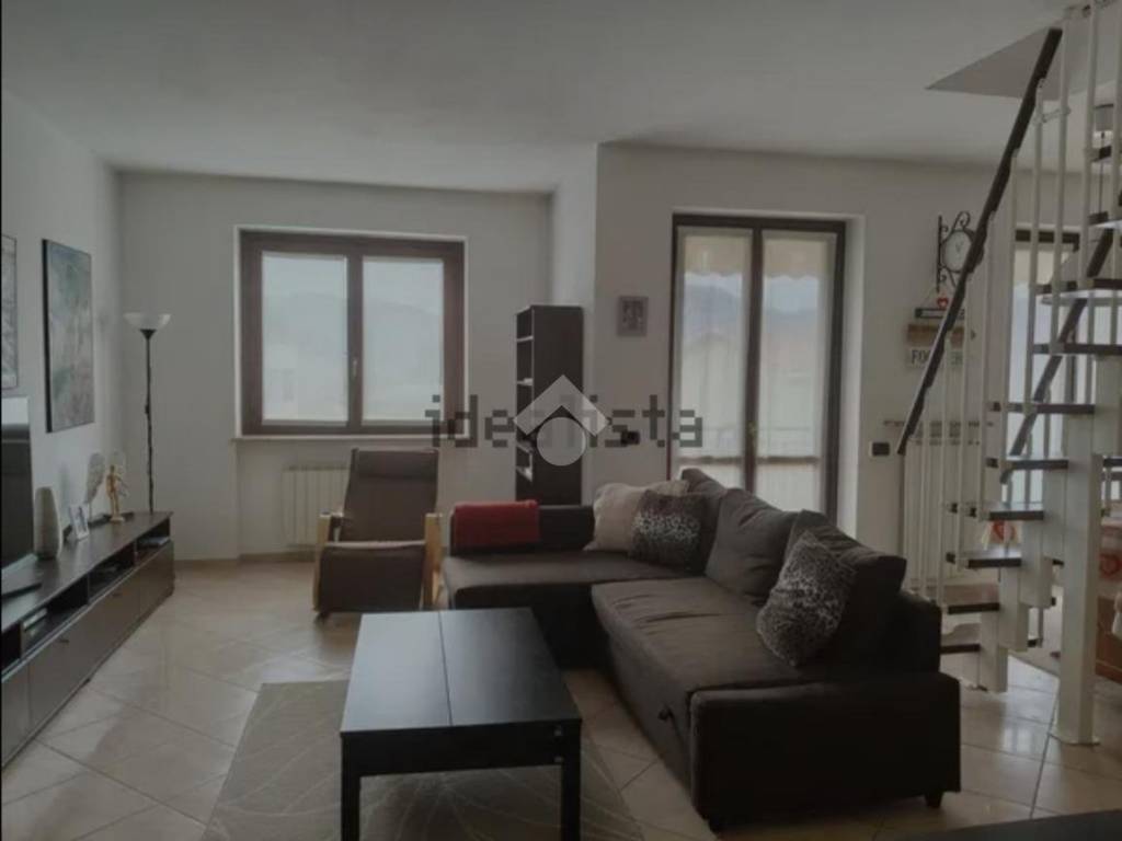 Appartamento a Viggiù in Via dei Mughetti, 6 - Foto 5