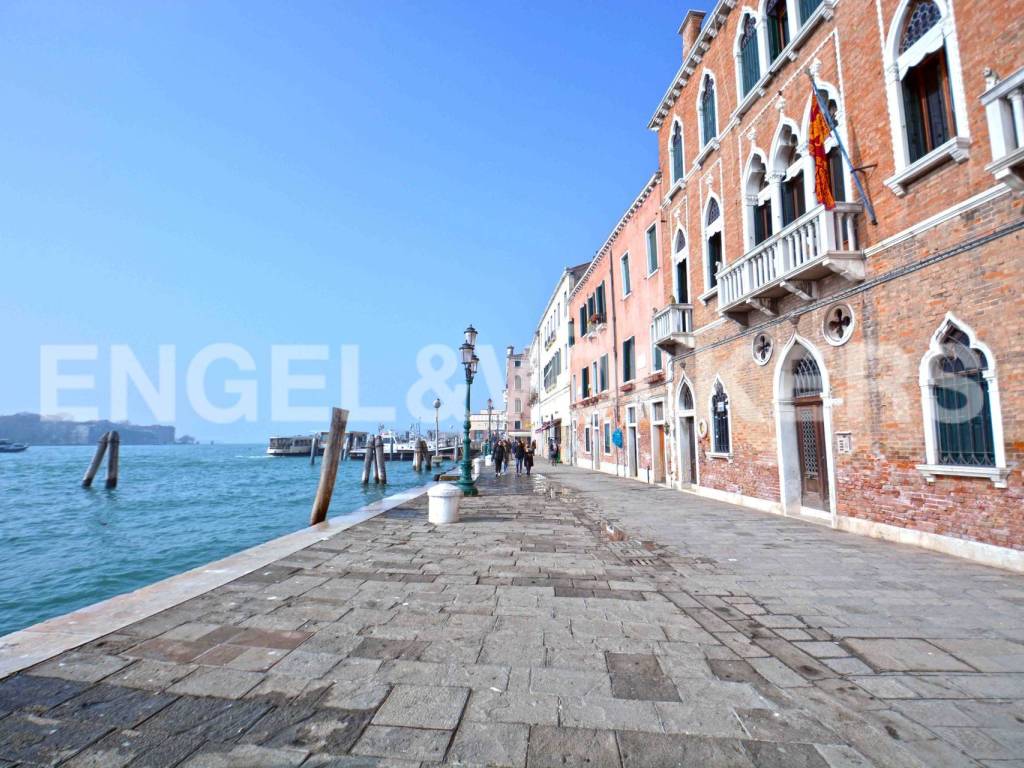 Appartamento a Venezia in Fondamenta de le Zattere ai Gesuati - Foto 4