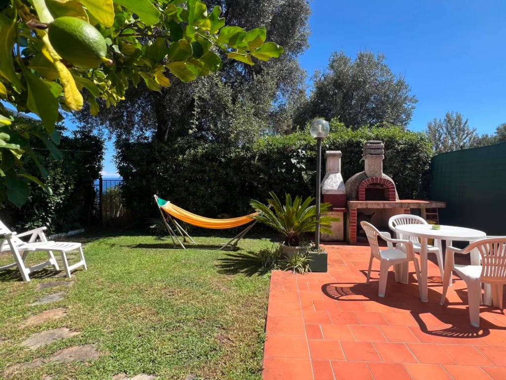 Appartamento a Varazze in Via delle Agave - Foto 4