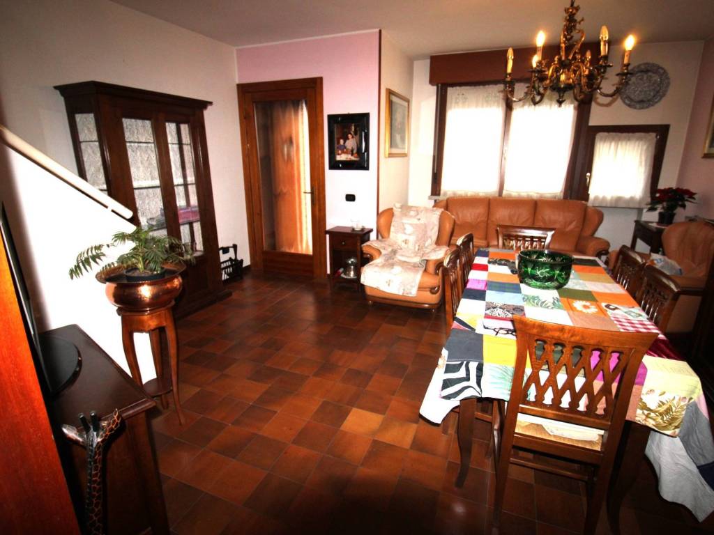 Appartamento a Pescantina in Via Salvo D'Acquisto, 36 - Foto 4
