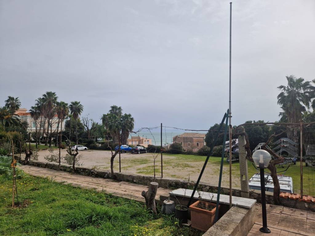 Villa a Gaeta in Lungomare Giovanni Caboto, 24 - Foto 2