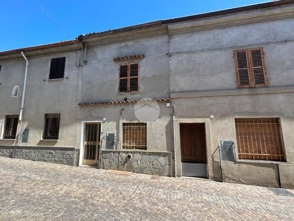 Casa indipendente a Moncalvo in Via Carlo Ferraris, 37 - Foto 2