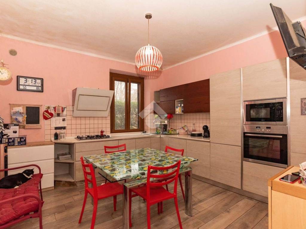 Appartamento a Ciriè in Zona bennet - Foto 4