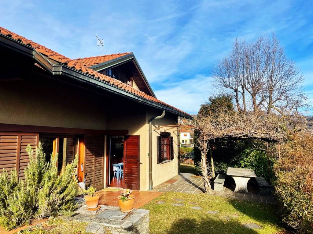 Villa a Arizzano in Via Bienna - Foto 3