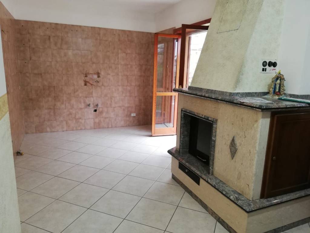 Appartamento a Mercogliano in Via Carmine - Foto 4