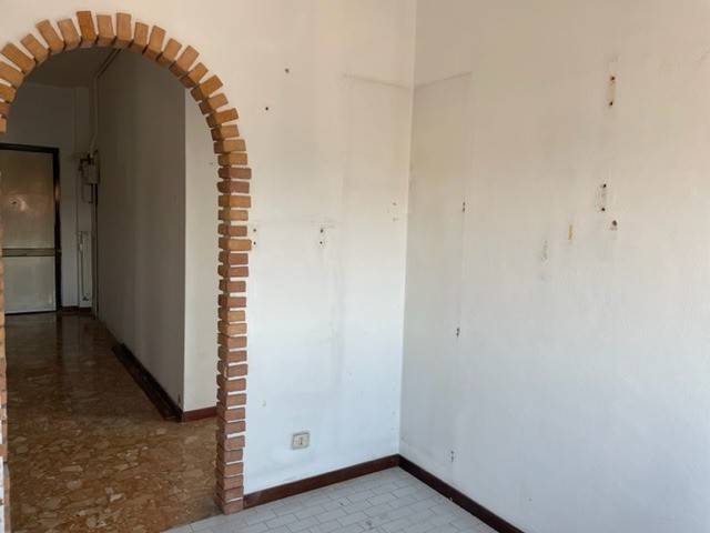 Appartamento a Corsico in Largo Alessandro Manzoni, 2 - Foto 4