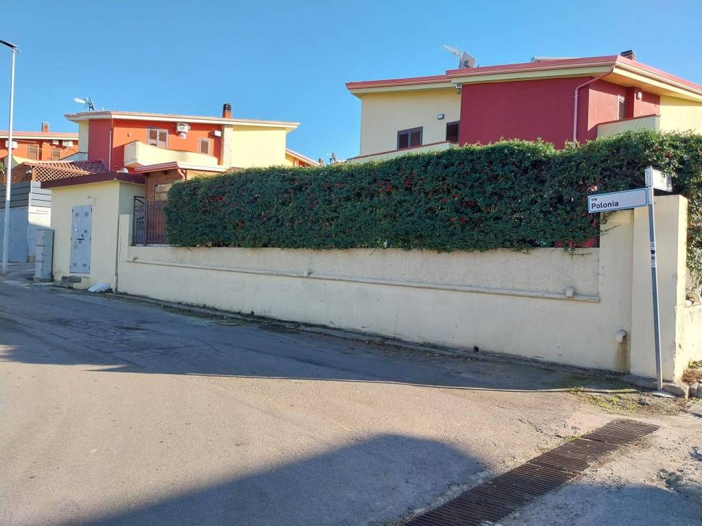 Appartamento a Crotone in Via Polonia, 5 - Foto 3