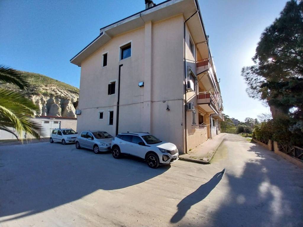 Appartamento a Crotone in Via Polonia, 5 - Foto 4