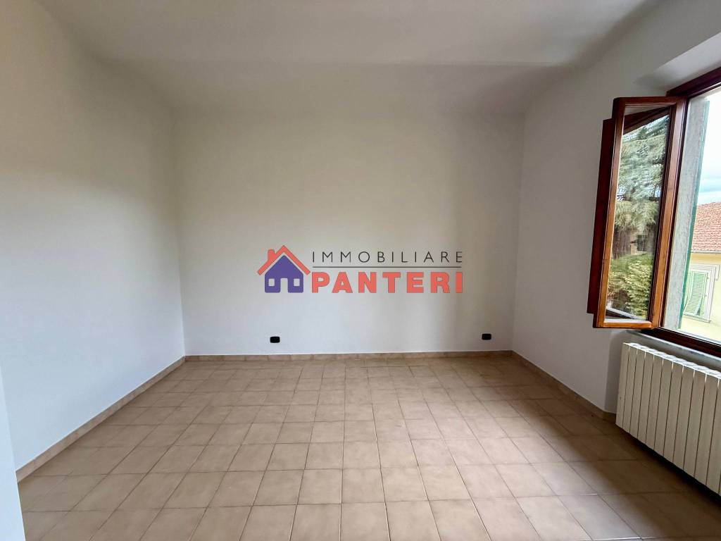 Appartamento a Buggiano in Via Camillo Benso di Cavour, 1 - Foto 2