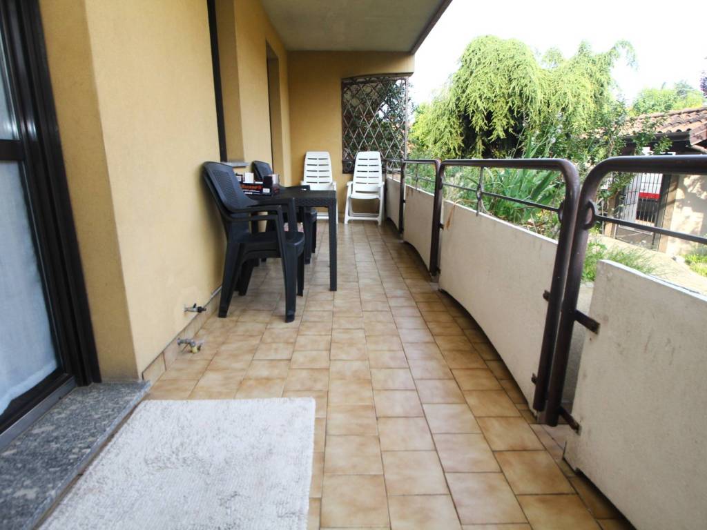 Appartamento a Gorla minore in Via Aliprandi - Foto 2