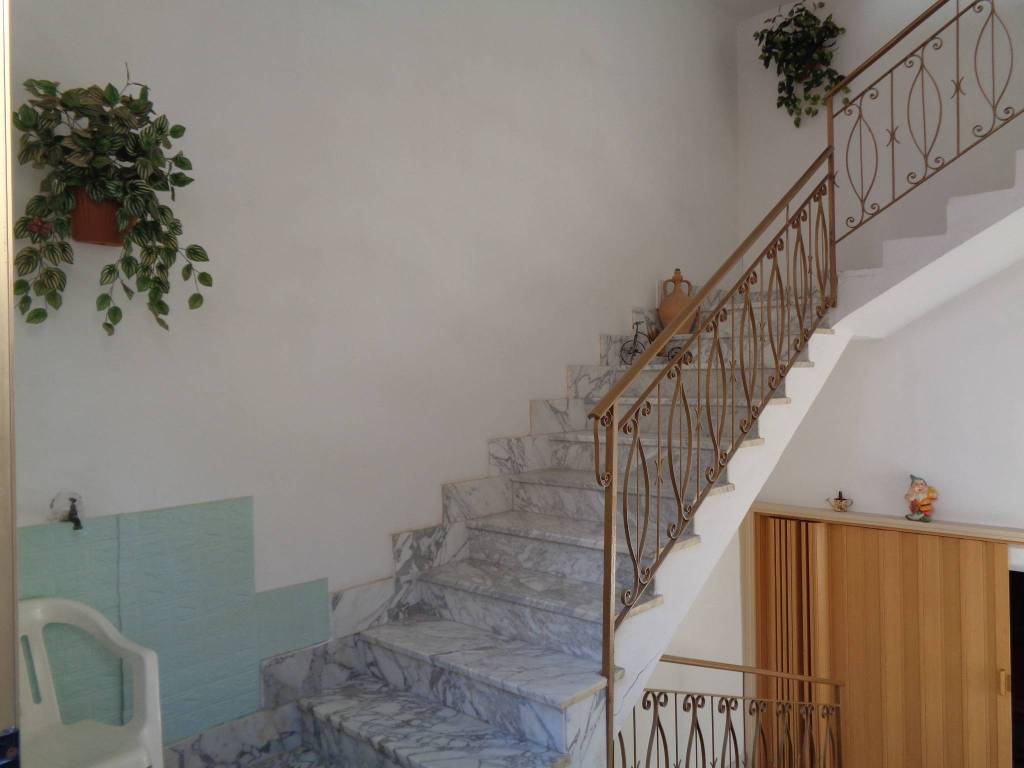 Casa indipendente a Parabita in Via del Fante - Foto 4