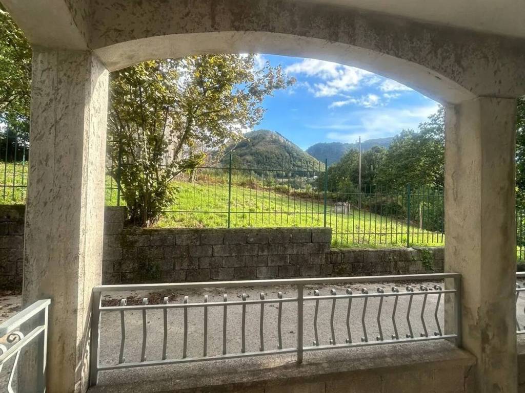 Villa a Lauria in Via Provinciale Melara S.N.C. - Foto 5