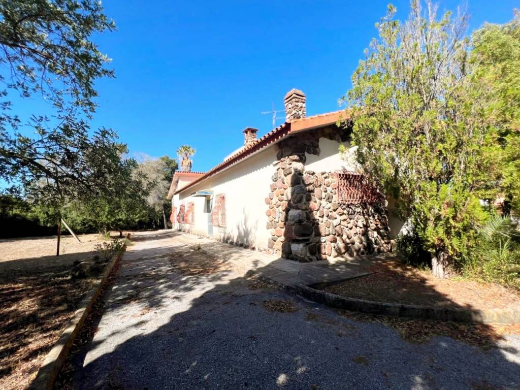 Villa a Carbonia in Via delle Querce - Foto 5