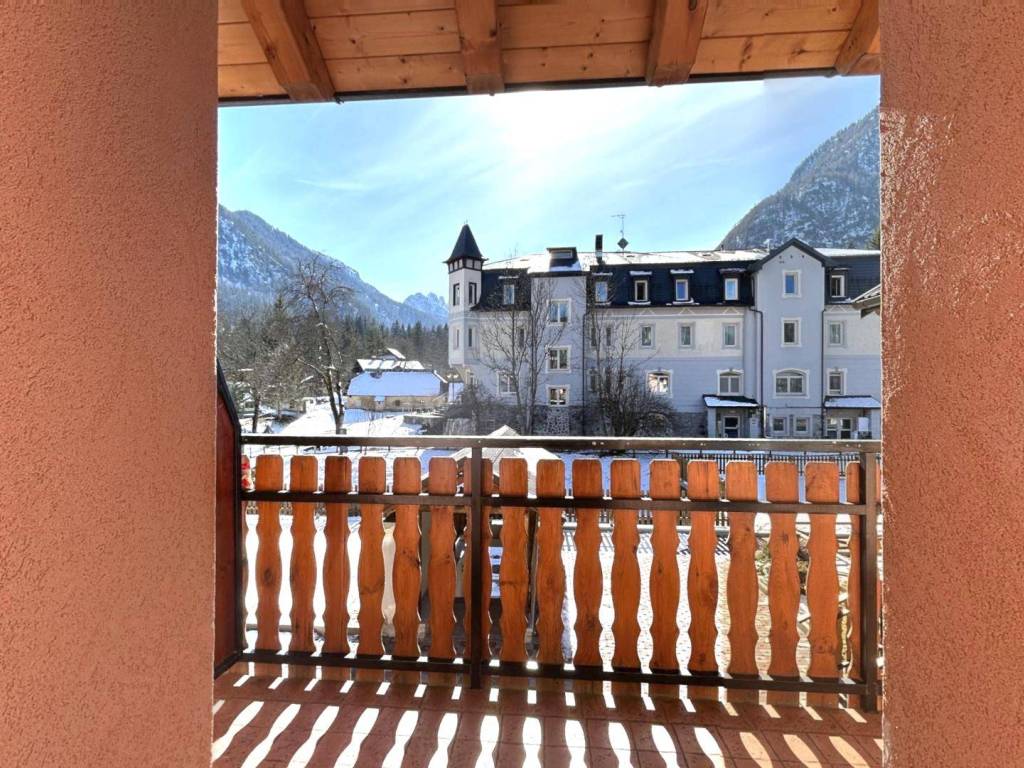 Appartamento a Malborghetto valbruna in Via Alpi Giulie - Foto 2