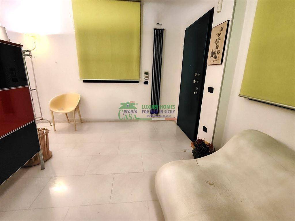 Appartamento a Comiso in Via Dei Noveli angolo corso ho chi min - Foto 3