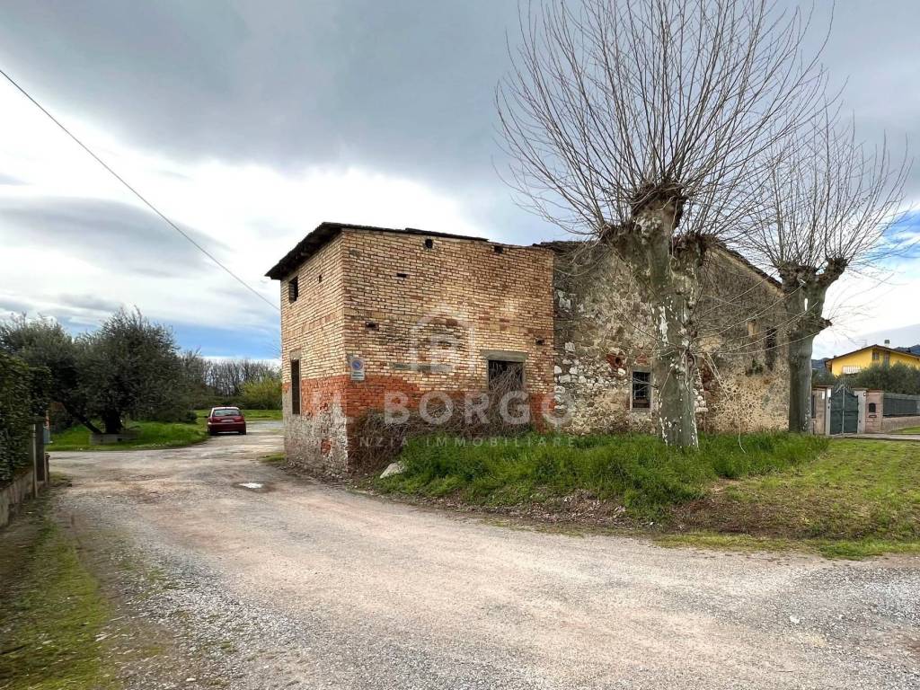 Appartamento a Massa e cozzile in CAVALCANTI, 3 - Foto 3