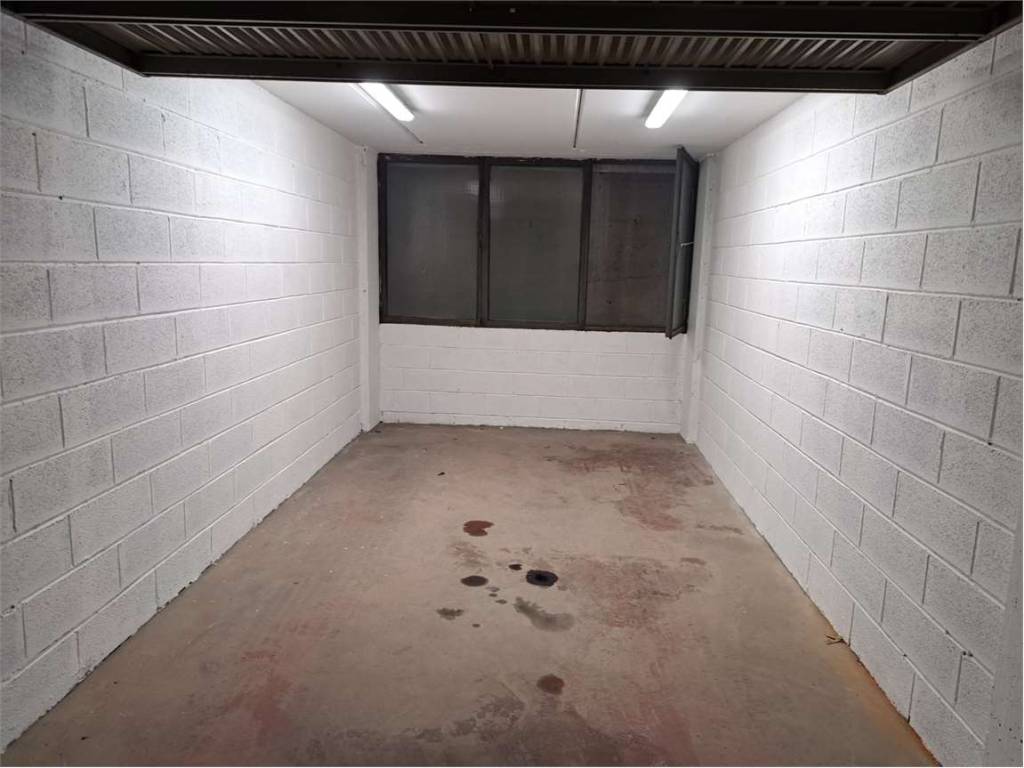 Box / garage a Verbania in via Madonnina, 5 - Foto 3