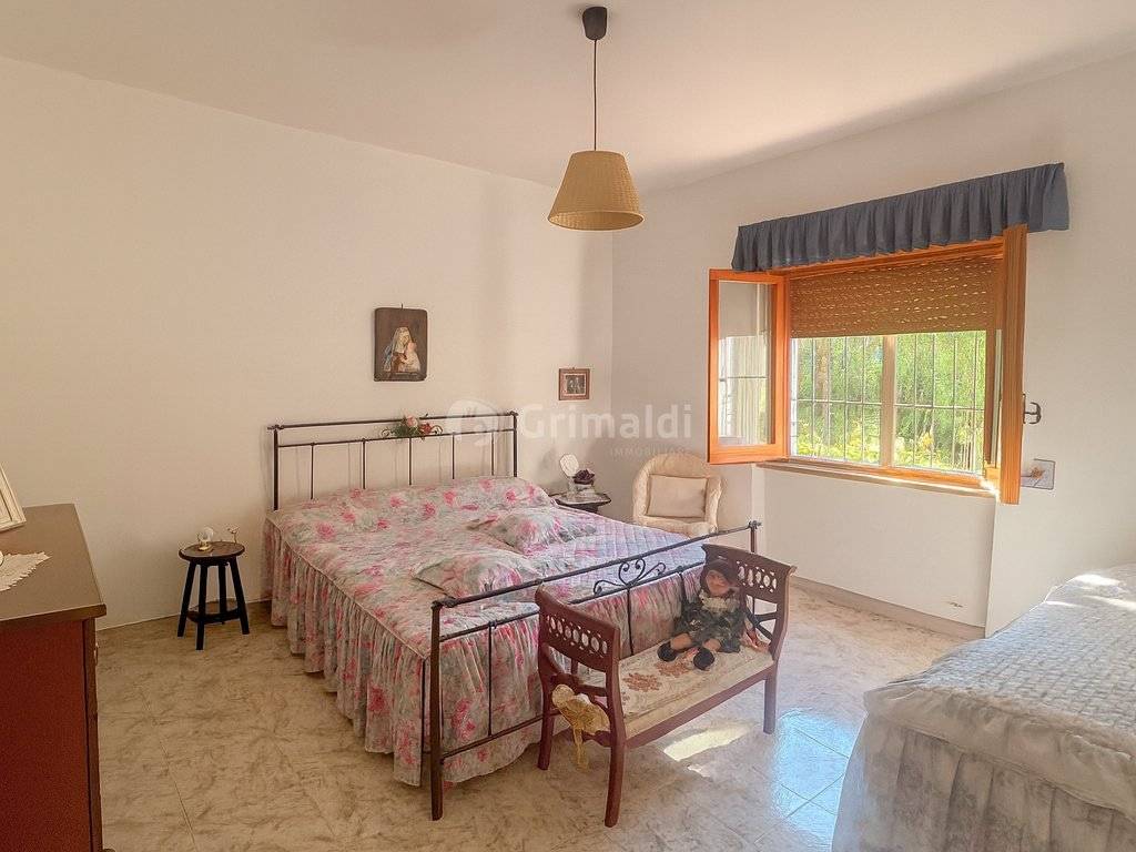 Villa a Aprilia in Via dei Cigni, 80 - Foto 4