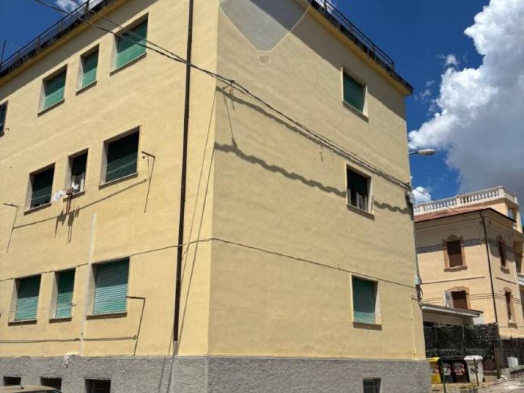 Appartamento a Penne in VIA RAFFAELE DE VICO, 6 - Foto 3