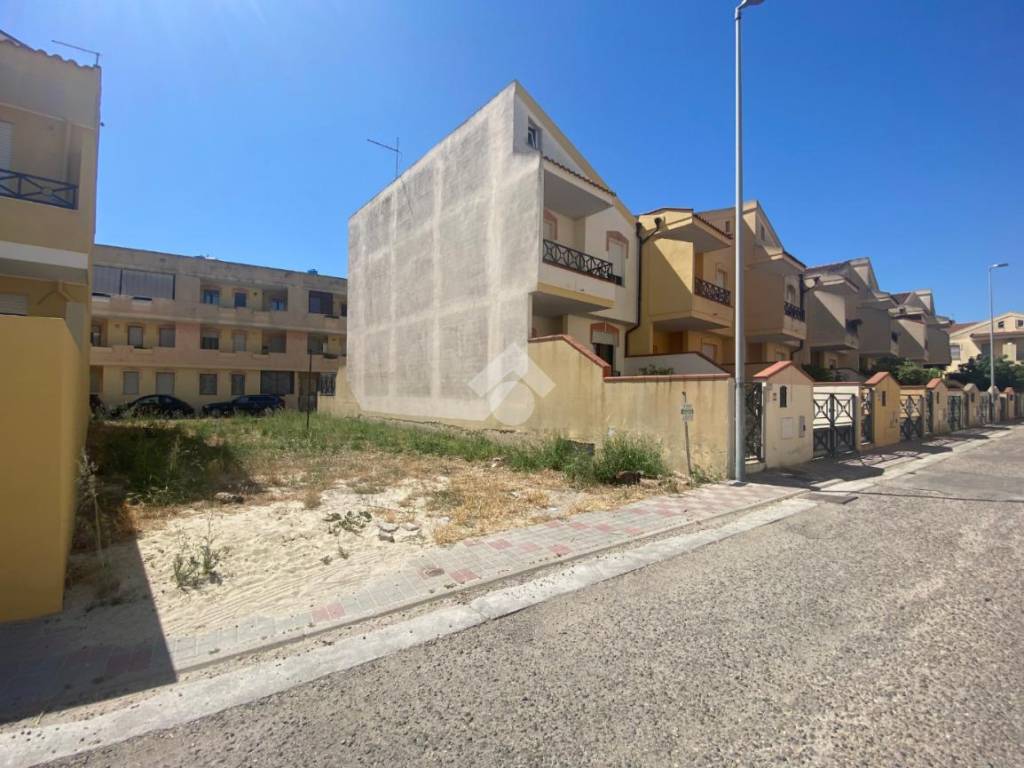 Terreno a Monserrato in Via San G. Emiliani - Foto 3
