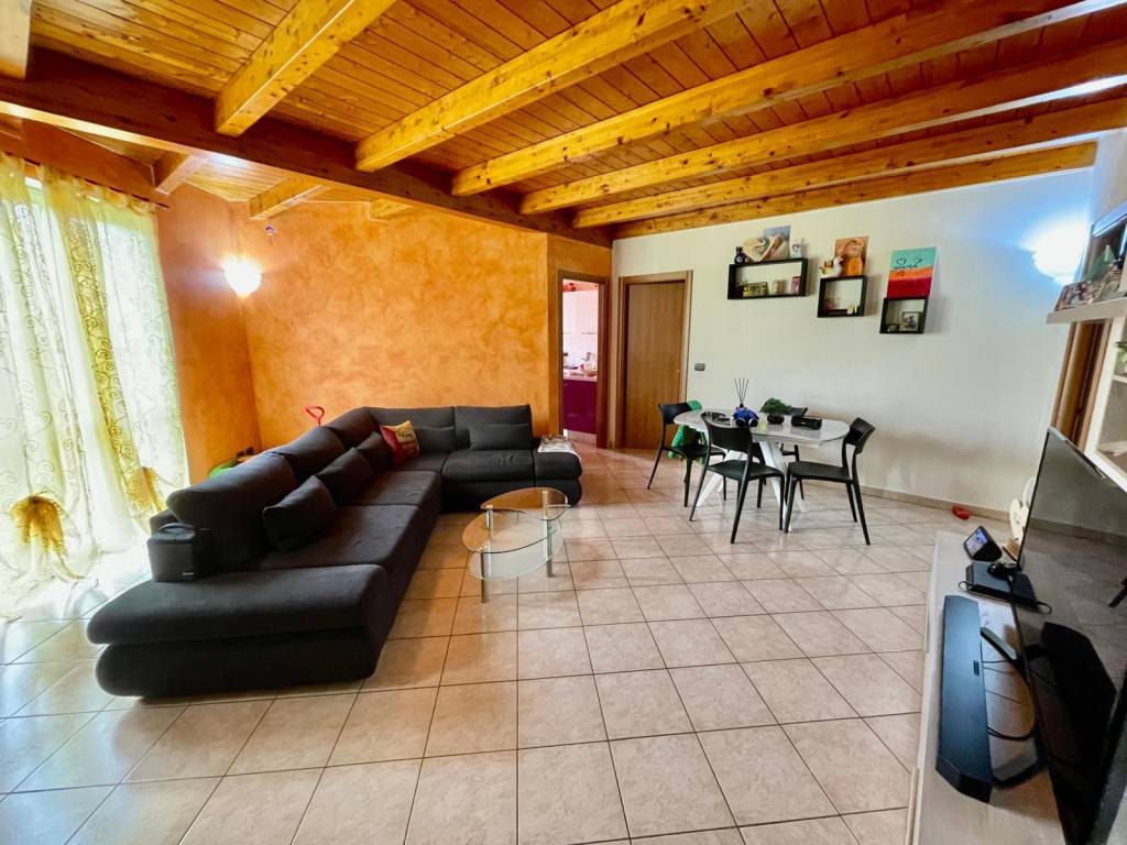 Villa a Oviglio in via vittorio emanuele secondo - Foto 4