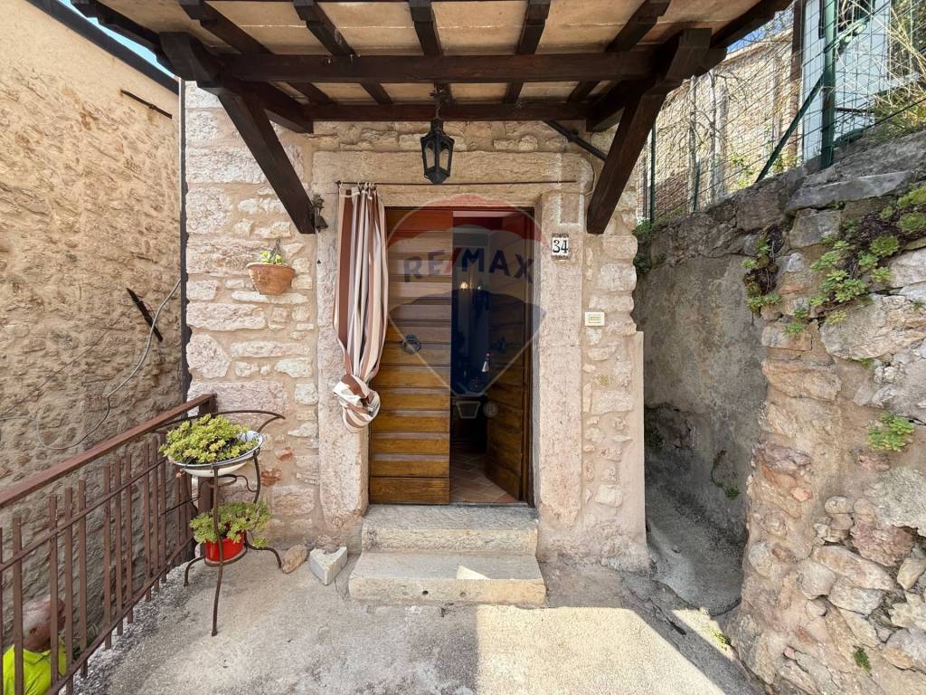 Casa indipendente a Sellano in Localita' Piaggia - Foto 3