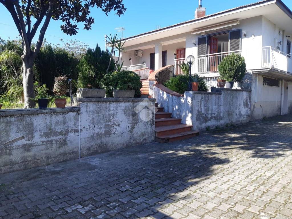 Villa a Nocera inferiore in Via Francesco Petrarca, 59 - Foto 4