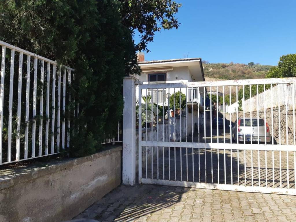 Villa a Nocera inferiore in Via Francesco Petrarca, 59 - Foto 5