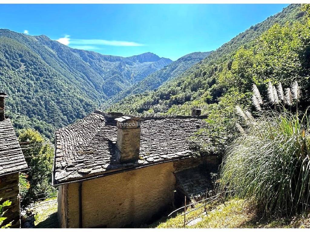 Rustico / casale a Valle cannobina in Località Camberto, 6 - Foto 2