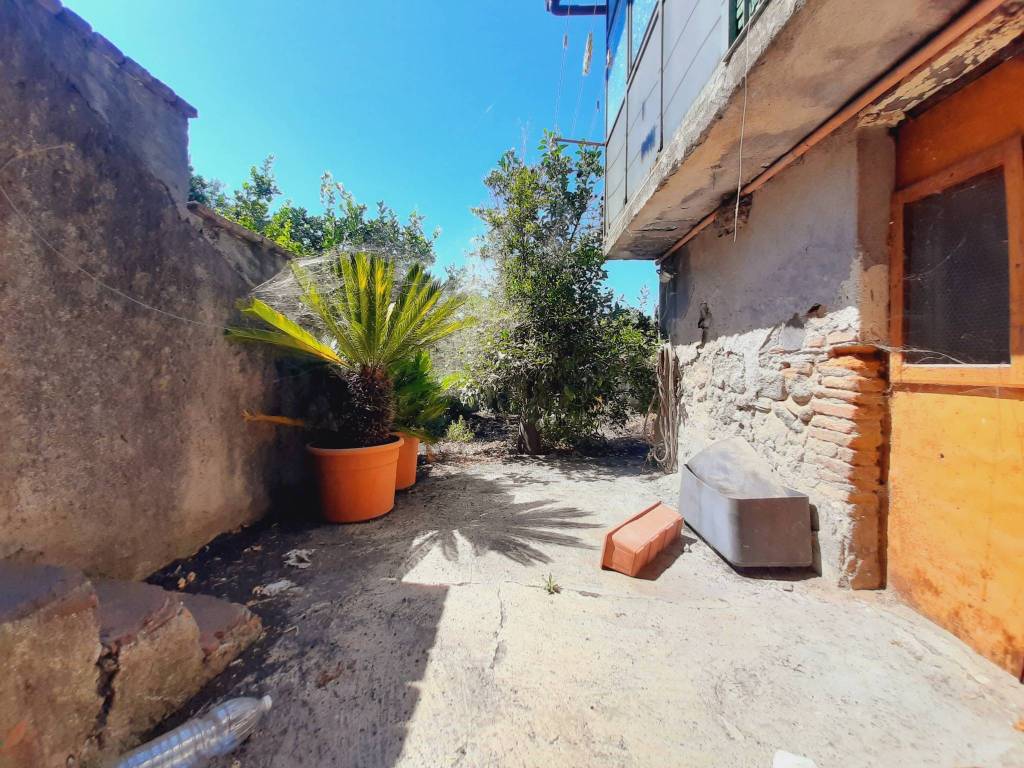 Casa indipendente a Santa venerina in Via Umberto I, 103 - Foto 4