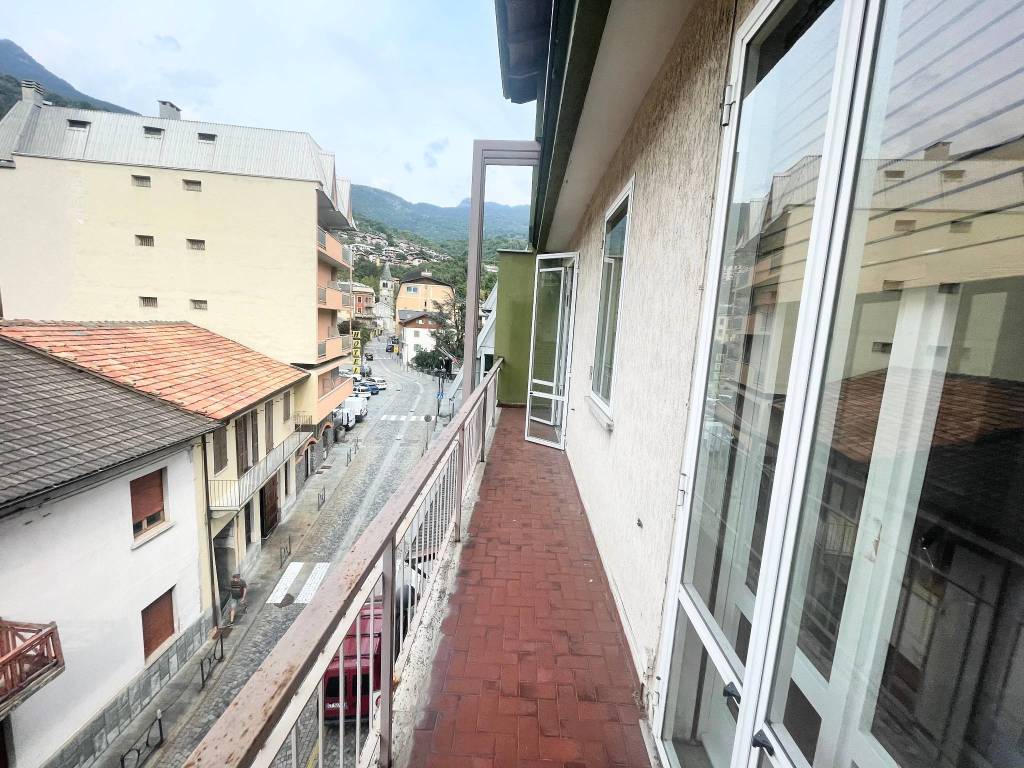 Appartamento a Saint-vincent in Via A. Vuillerminaz - Foto 3