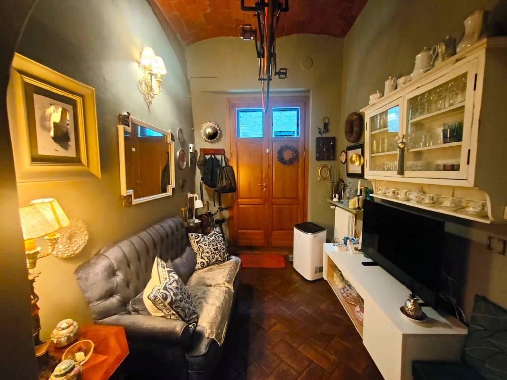 Casa indipendente a Prato in Via San Vincenzo - Foto 2