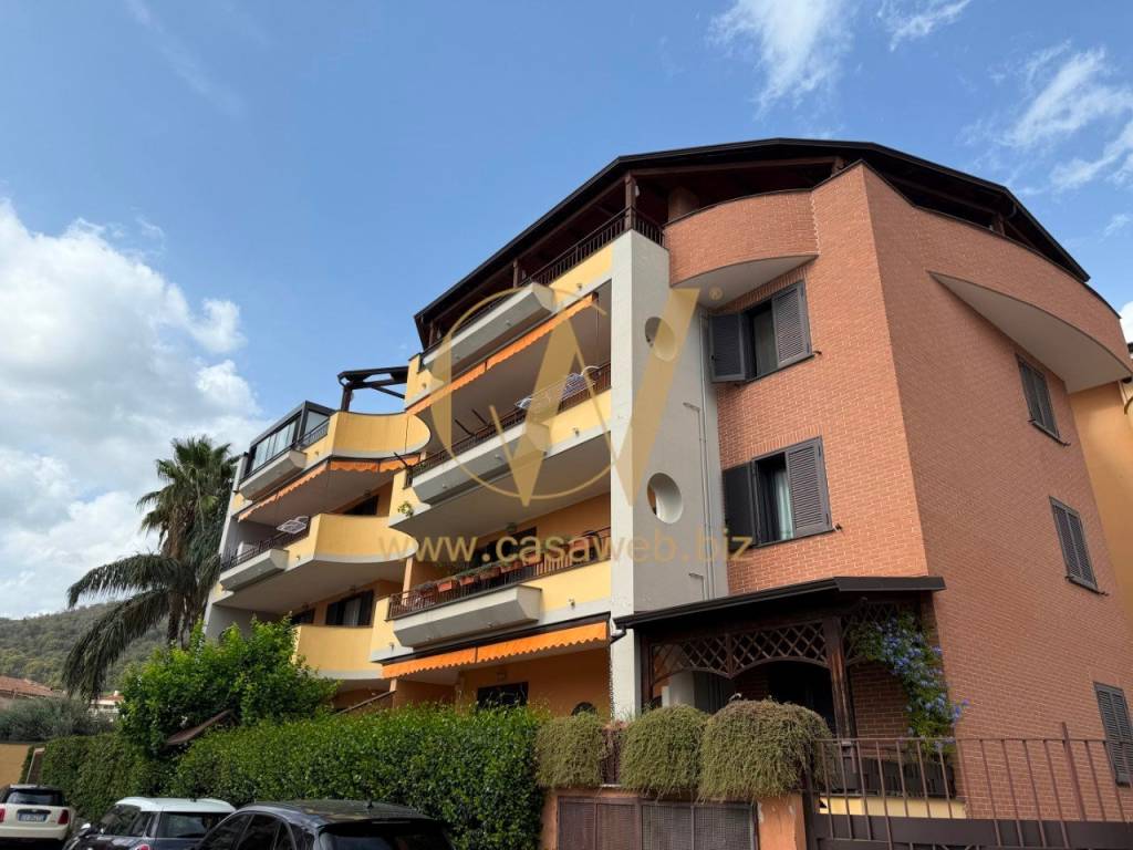 Appartamento a Caserta in VIELLA SALVATORES, 13 - Foto 2