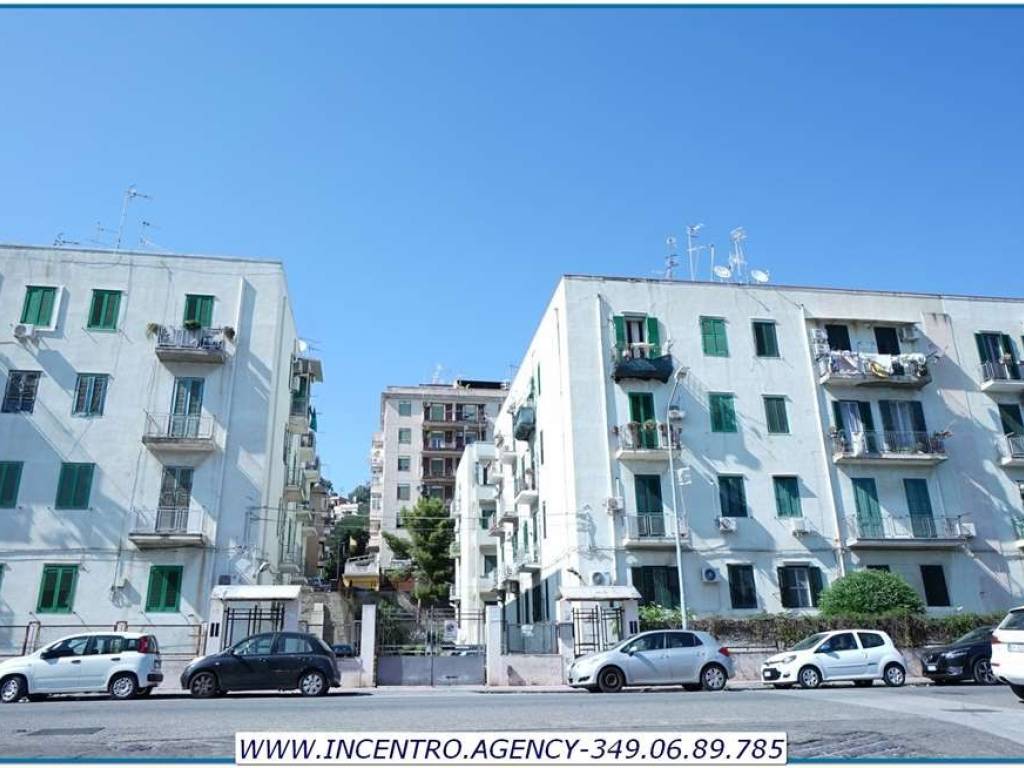 Appartamento a Messina in Viale Regina Elena , 57 - Foto 2