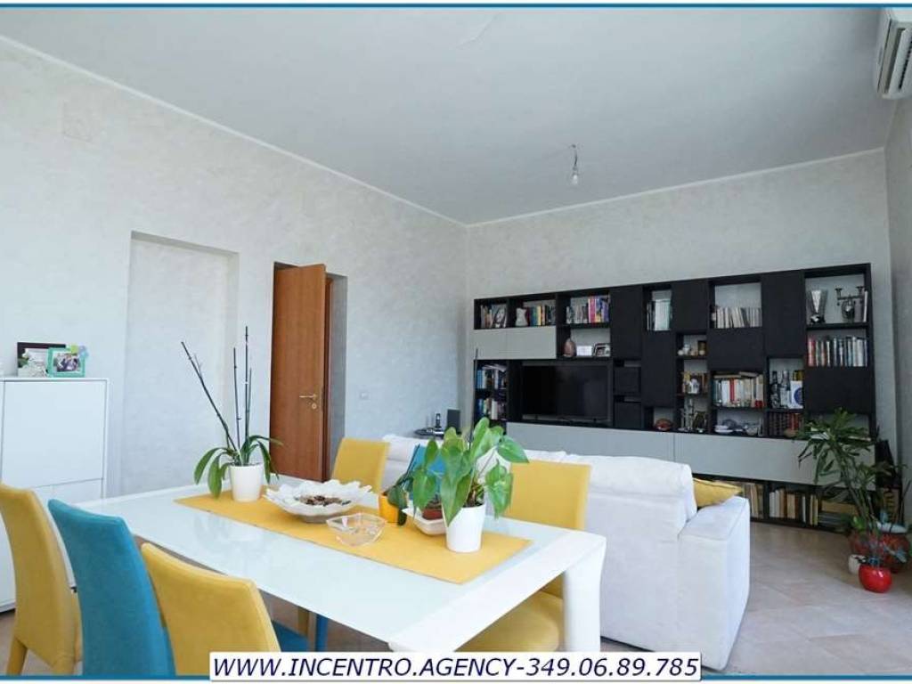 Appartamento a Messina in Viale Regina Elena , 57 - Foto 3