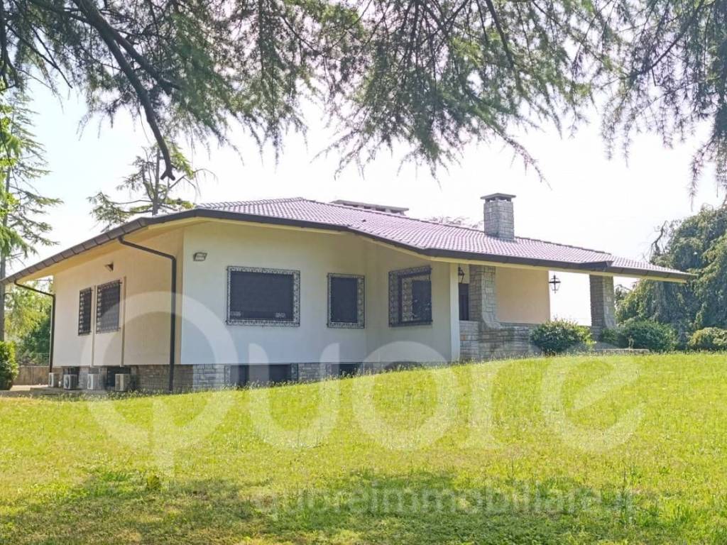 Villa a Mortegliano in Via Lavariano, 37 - Foto 2