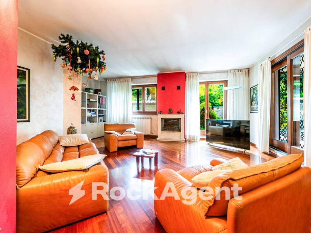 Villa a Mozzo in Via Giovanni Boccaccio, 4 - Foto 2
