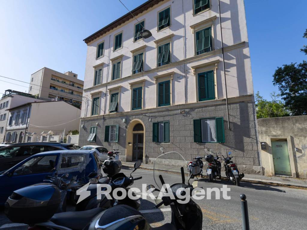Appartamento a Livorno in Via Micali, 19 - Foto 2