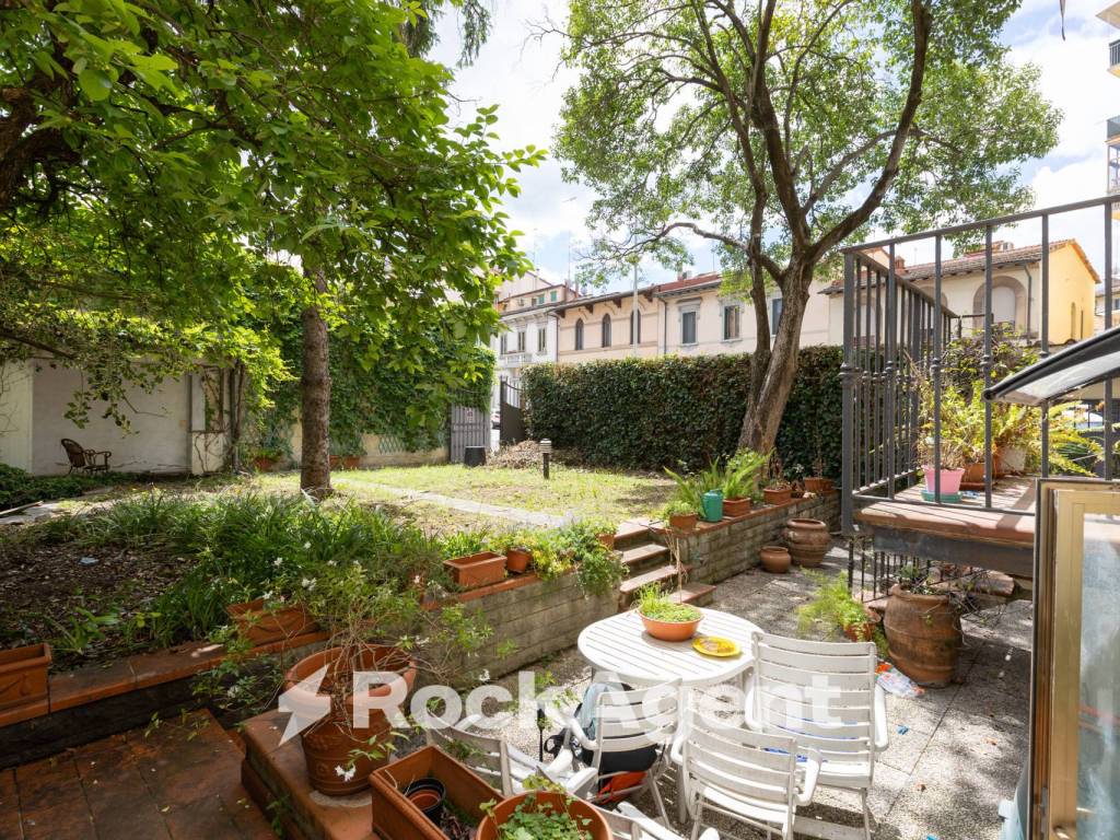 Appartamento a Firenze in Via del Palazzo Bruciato, 26 - Foto 2