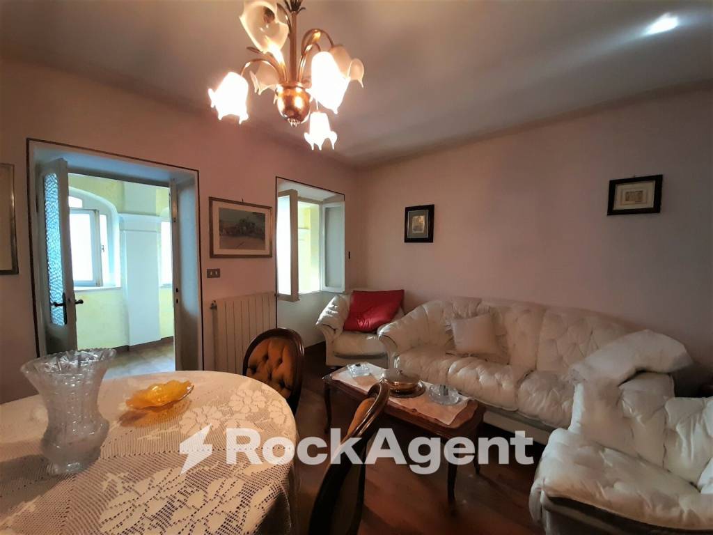 Appartamento a Acquapendente in Via Cesare Battisti, 5 - Foto 2