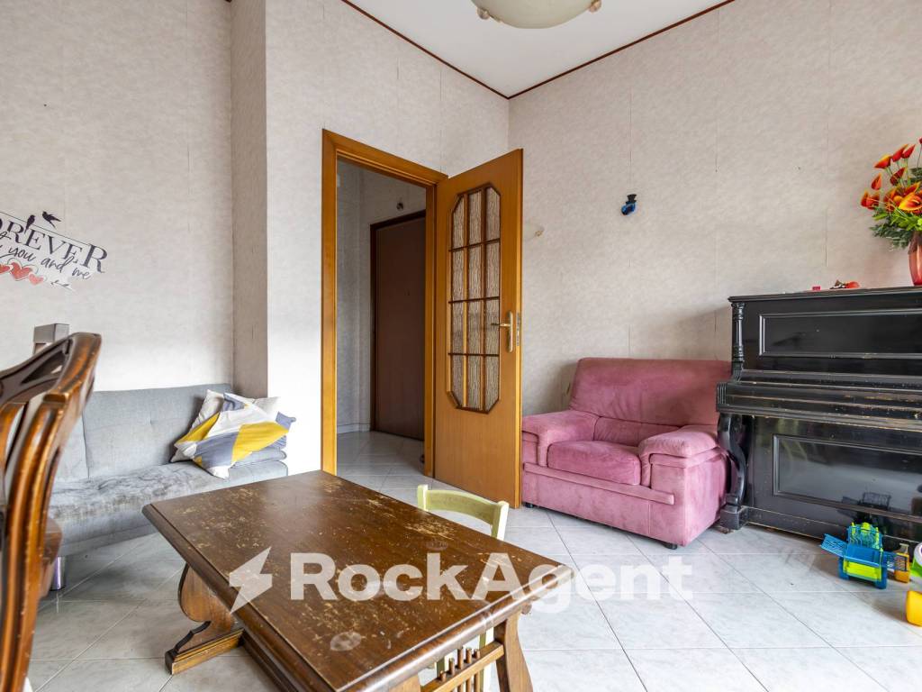 Appartamento a Catanzaro in Via Giovanni Paolo Parisio, 12 - Foto 4