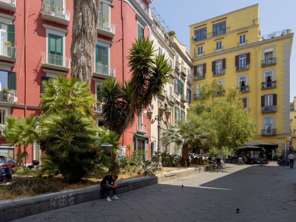 Appartamento a Napoli in Via Santa Maria la Nova, 32 - Foto 2