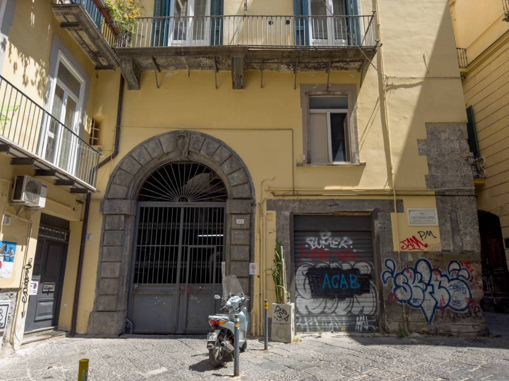 Appartamento a Napoli in Via Santa Maria la Nova, 32 - Foto 3