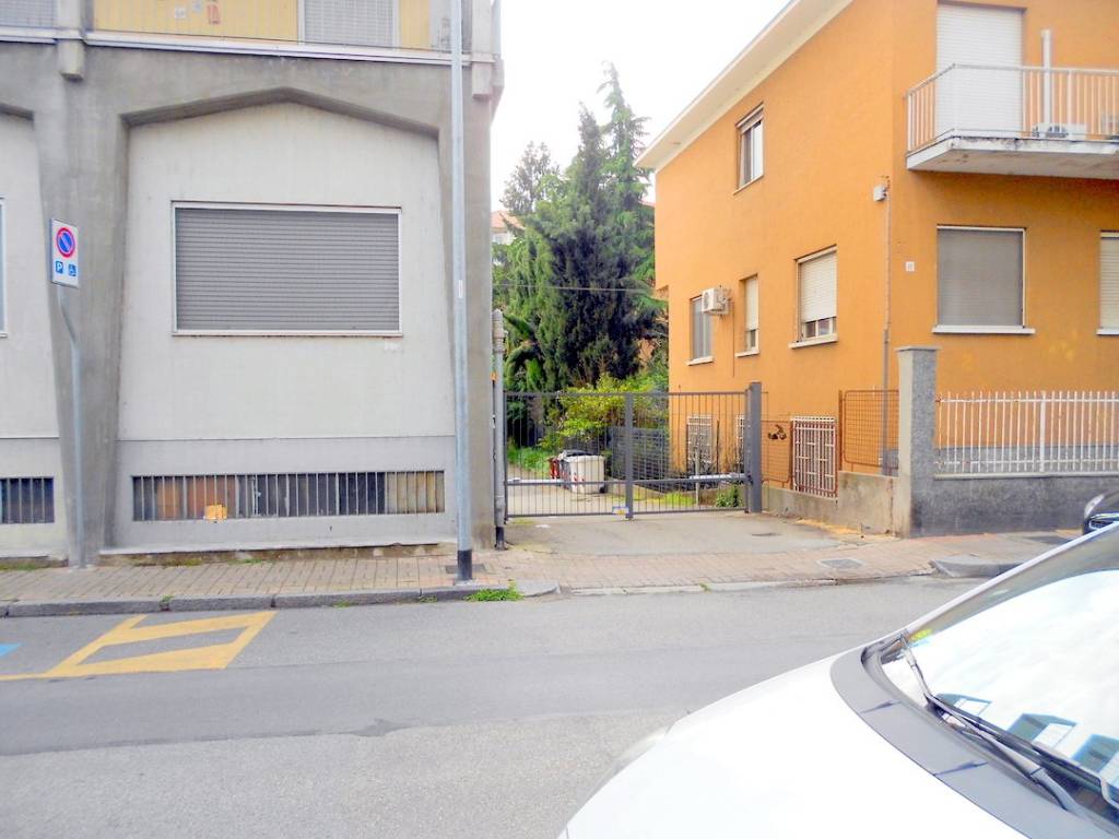 Box / garage a Vercelli in Via Giuseppe Failla, 19 - Foto 3