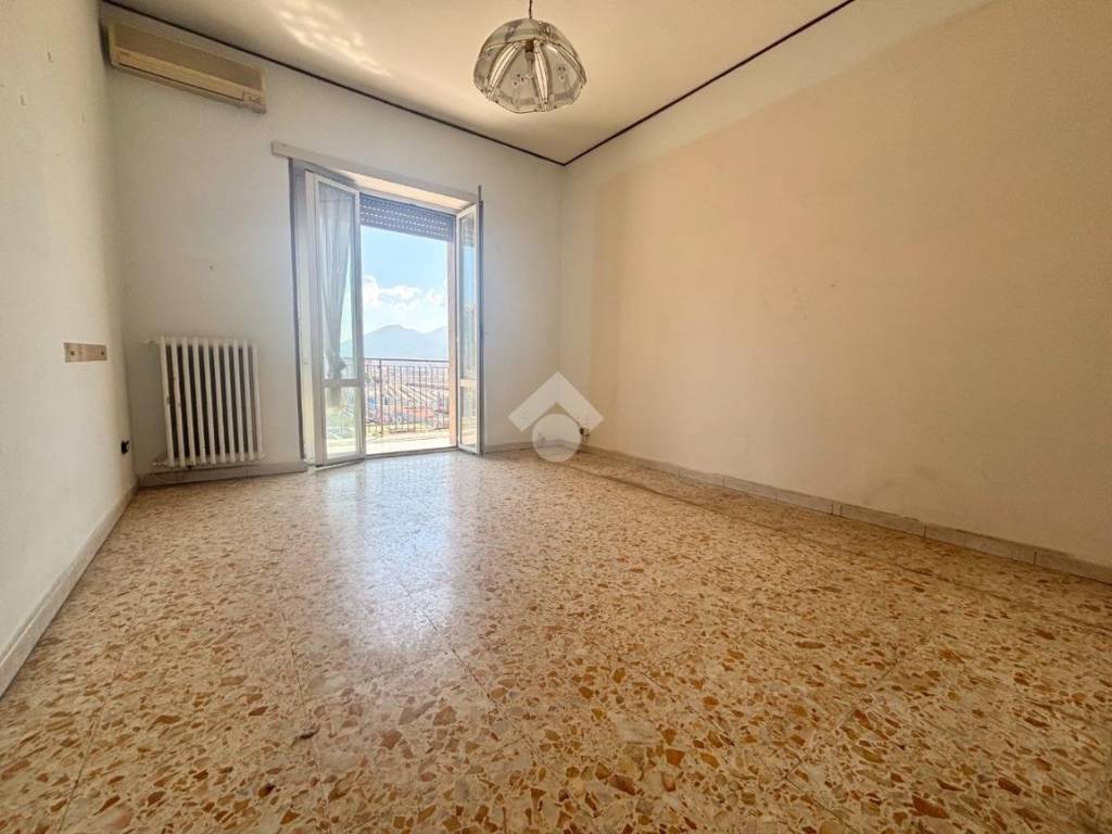 Appartamento a Napoli in Corso Meridionale, 51 - Foto 4