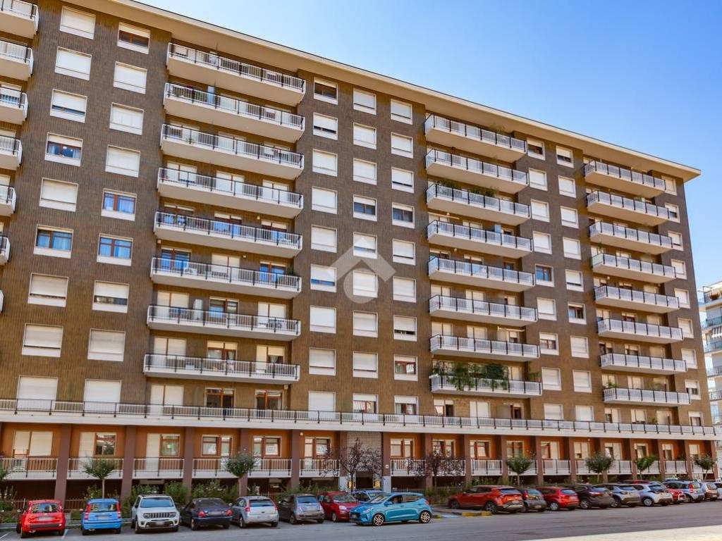 Appartamento a Torino in Via Filadelfia, 149 - Foto 2