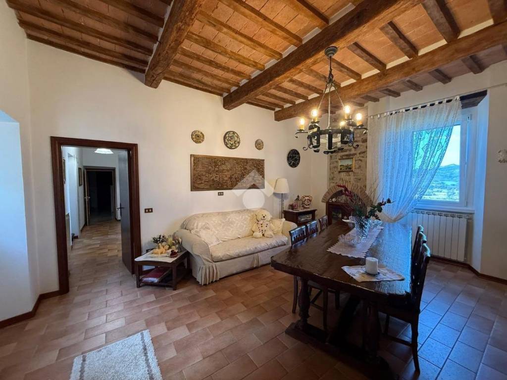 Appartamento a Gubbio in Frazione Casamorcia - Foto 3