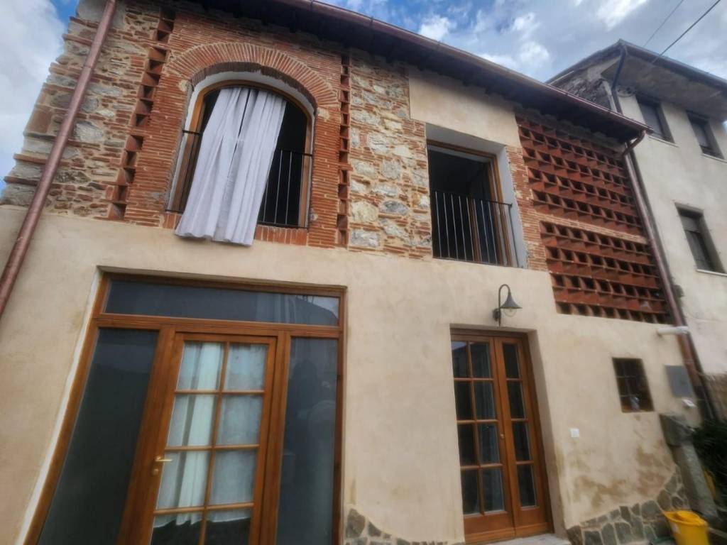 Casa indipendente a Lucca in Via per Corte Pistelloni - Foto 4